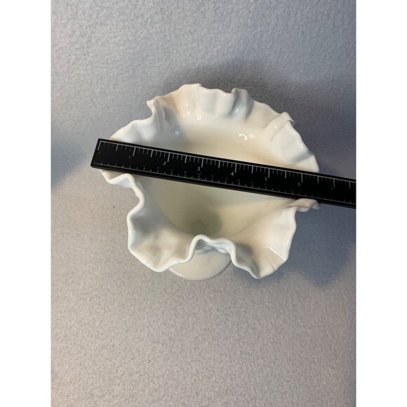 Ruffled Hobnail White Milk Glass Trumpet Vintage Vase 8" - Picture 7 of 9